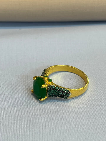 Diamond Decent Ring (Green)